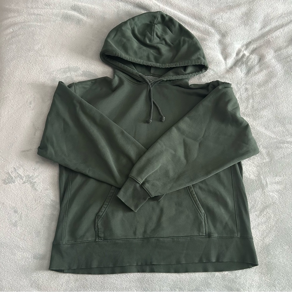 Aritzia TNA CozyAF Boyfriend Hoodie // Forest Green